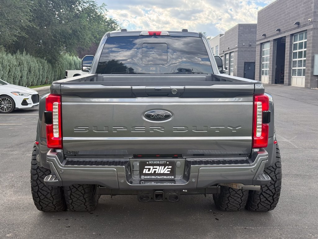 Used 2026 Ford F350 Lariat AWD/4WD image 13