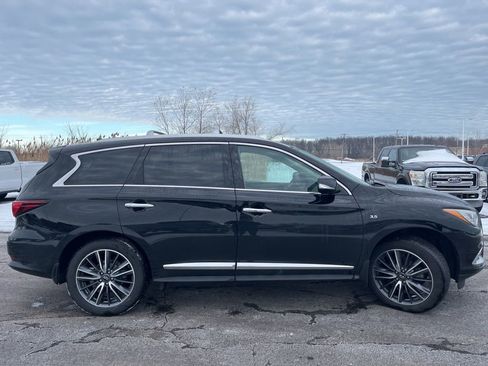 Used 2020 INFINITI QX60 Signature Edition w/ Cargo Package Essential image 6