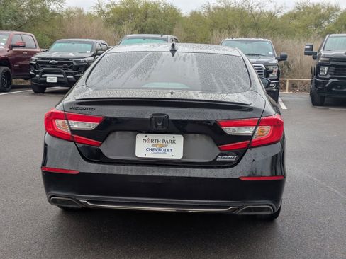 Used 2021 Honda Accord Sport Special Edition image 4