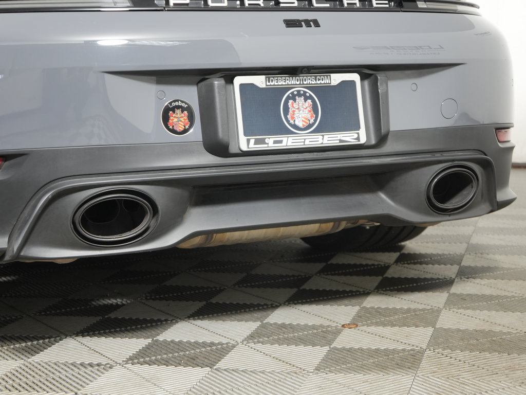 Certified 2025 Porsche 911 Carrera w/ Premium Package RWD image 18