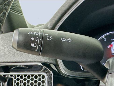 Used 2023 Honda Civic Sport image 13