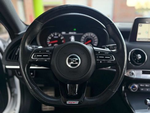 Used 2019 Kia Stinger GT1 image 22