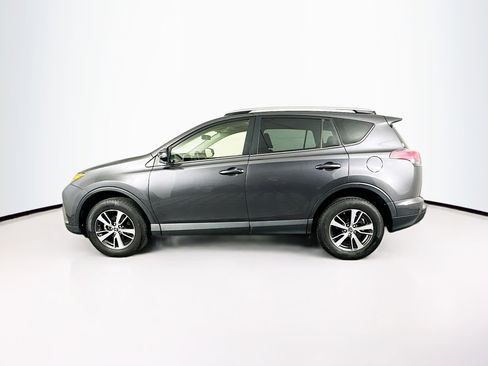Used 2016 Toyota RAV4 XLE image 4