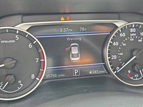 Used 2025 Nissan Sentra SV w/ All-Weather Package FWD image 10
