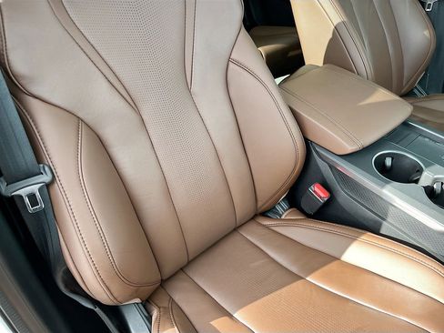 Used 2025 Acura MDX w/ Technology Package image 31