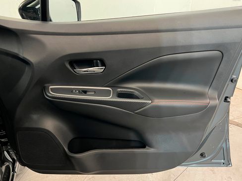 New 2025 Nissan Versa SR w/ Trunk Package image 22