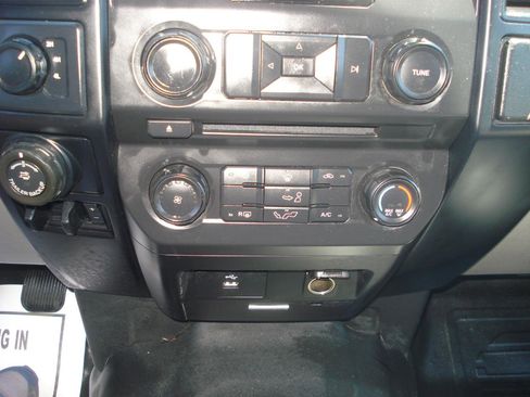 Used 2018 Ford F150 XL w/ Equipment Group 101A Mid AWD/4WD image 35