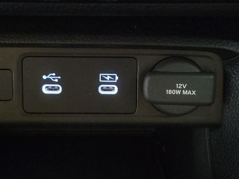 Used 2025 Honda Civic Sport image 32
