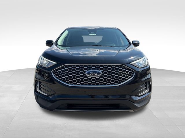 Used 2023 Ford Edge SEL w/ Convenience Package AWD/4WD image 2