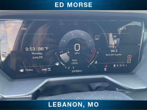 Certified 2026 GMC Acadia Elevation w/ Elevation Premium Package AWD/4WD image 12
