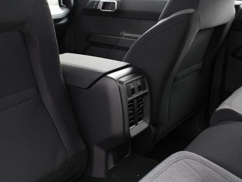 New 2025 Ford Bronco 4-Door AWD/4WD image 22