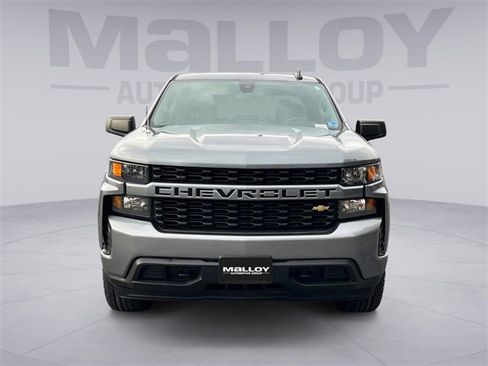 Used 2022 Chevrolet Silverado 1500 Custom w/ Safety Confidence Package image 8