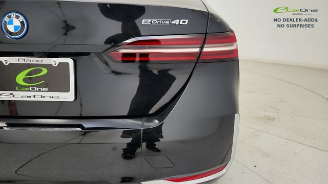 Used 2024 BMW i5 eDrive40i w/ M Sport Package RWD image 28