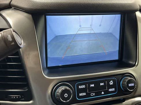 Used 2018 Chevrolet Tahoe Premier RWD image 23