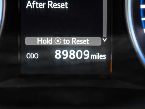 Used 2019 Toyota Highlander XLE FWD image 58