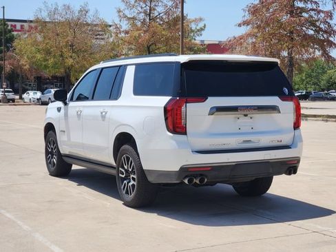 Used 2022 GMC Yukon XL AT4 AWD/4WD image 7