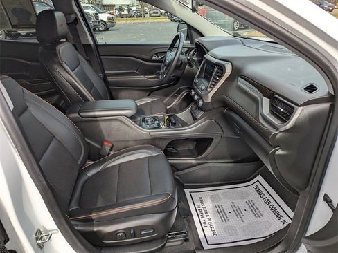 Used 2022 GMC Acadia AT4 w/ Technology Package image 20