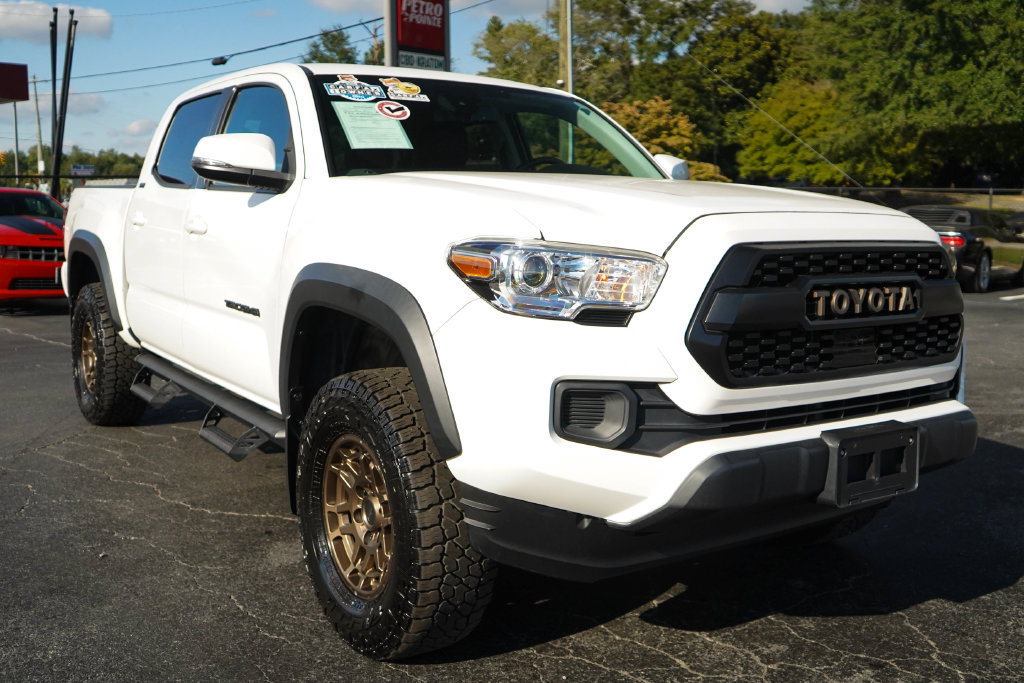 Used 2022 Toyota Tacoma SR5 w/ Trail Edition AWD/4WD image 38
