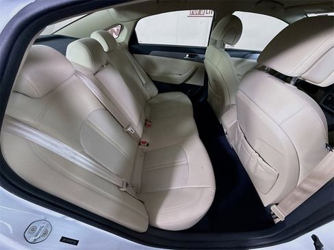 Used 2016 Hyundai Sonata SE image 26