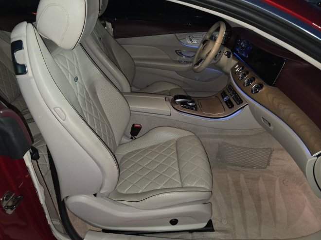Used 2018 Mercedes-Benz E 400 Coupe w/ Premium 2 Package image 12