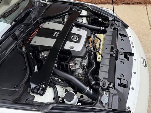 Used 2020 Nissan 370Z Coupe image 59