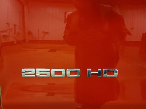 Used 2015 Chevrolet Silverado 2500 LT w/ LT Convenience Package image 26