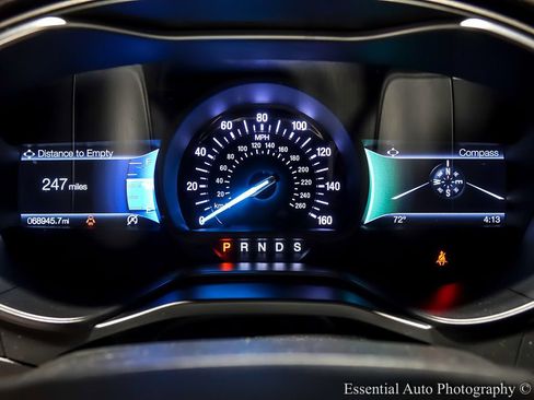 Used 2019 Ford Fusion SE image 18