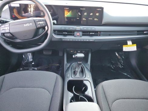 Certified 2025 Kia K4 LXS image 11
