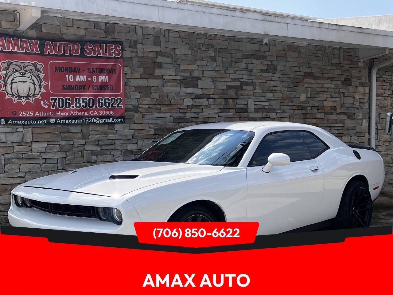Used 2019 Dodge Challenger SXT w/ Blacktop Package RWD image 1