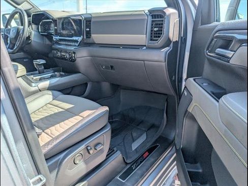 Used 2024 Chevrolet Silverado 1500 ZR2 w/ Technology Package image 23