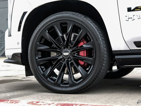 Used 2025 Cadillac Escalade V w/ LPO, ONYX Package AWD/4WD image 91