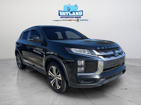 Used 2021 Mitsubishi Outlander Sport SE image 9