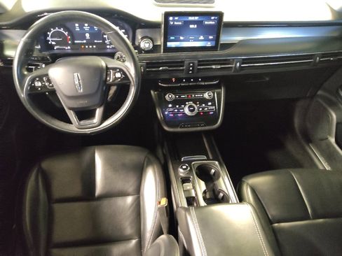 Used 2020 Lincoln Corsair FWD w/ Rear Removable Package Tray image 22