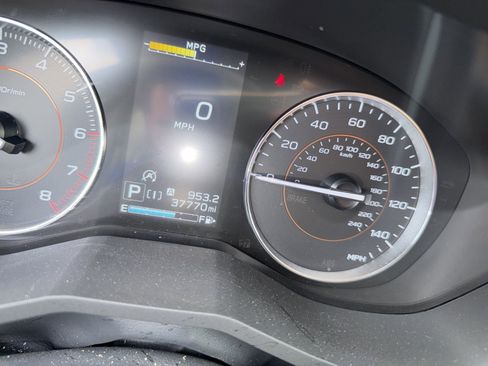 Used 2021 Subaru Crosstrek 2.5i Limited w/ Popular Package #5 image 8