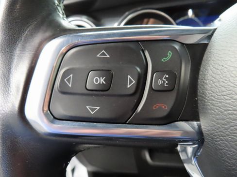 Used 2023 Jeep Wrangler Unlimited Sahara image 48