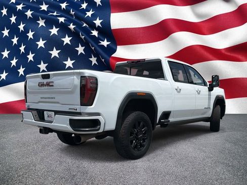 Used 2024 GMC Sierra 2500 AT4 w/ AT4 Premium Plus Package AWD/4WD image 6