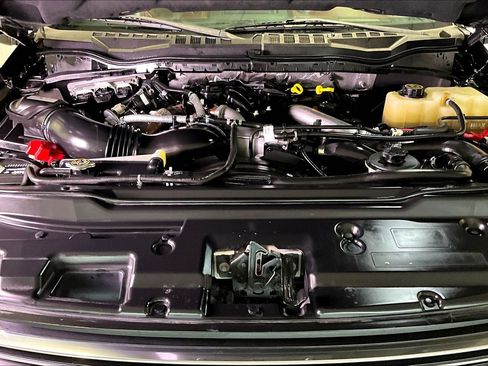 Used 2019 Ford F250 Platinum w/ Platinum Ultimate Package image 31