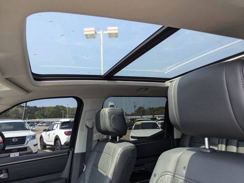 Used 2024 Toyota Tundra Limited image 13