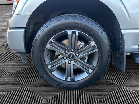 Used 2023 Ford F150 Lariat w/ Max Trailer Tow Package image 14