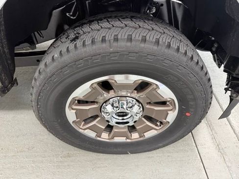 New 2026 Ford F250 4x4 Crew Cab Super Duty image 5