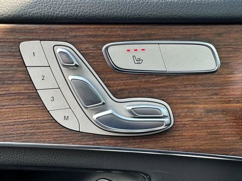 Certified 2022 Mercedes-Benz GLC 300 GLC 300 w/ Multimedia Package Lite image 15