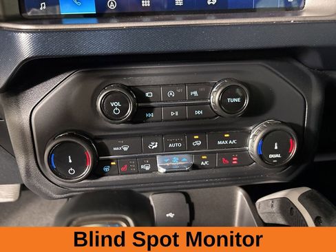 Used 2022 Ford Bronco Outer Banks image 16