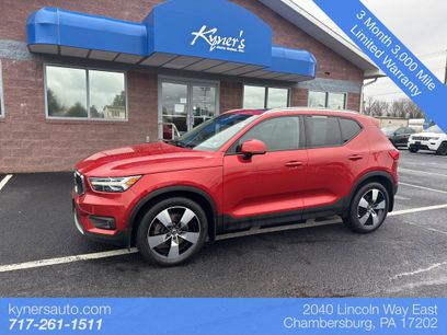 Used 2019 Volvo XC40 T5 Momentum