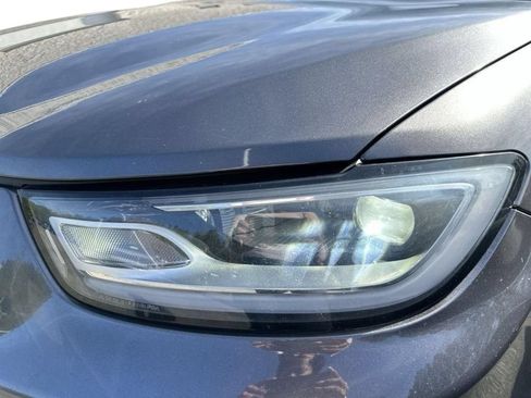 Used 2023 Chrysler Pacifica Touring-L FWD image 28