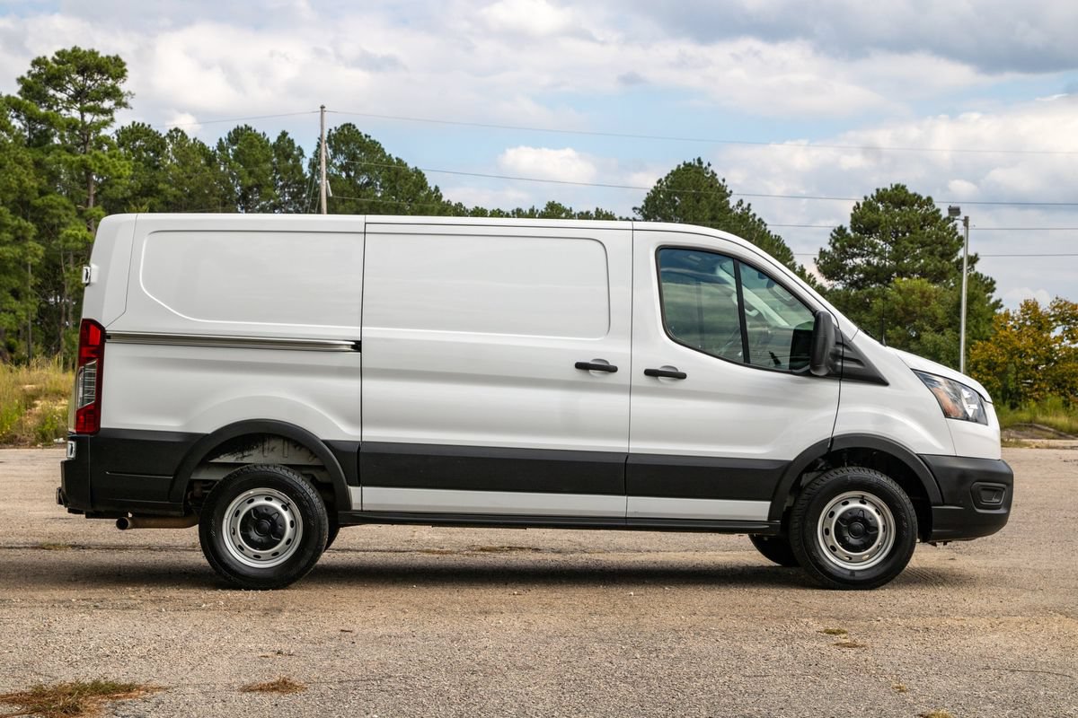 Used 2020 Ford Transit 250 Low Roof RWD image 4