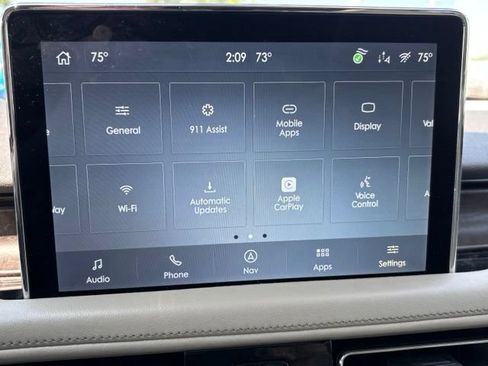 Used 2021 Lincoln Aviator Reserve w/ Equipment Group 201A AWD/4WD image 27