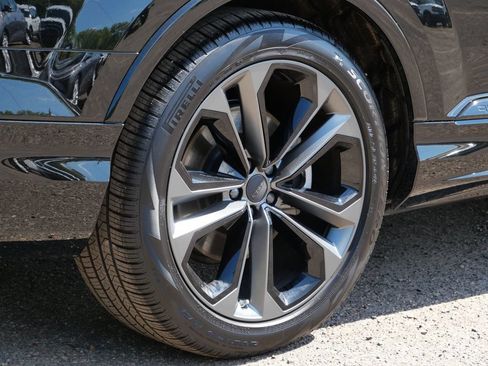 Used 2026 Audi Q7 3.0T Premium Plus AWD/4WD image 7