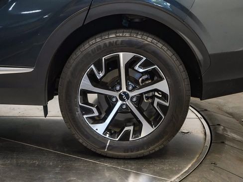 Used 2023 Kia Sportage EX image 10