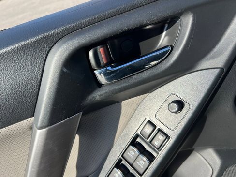 Used 2018 Subaru Forester 2.5i Limited image 31