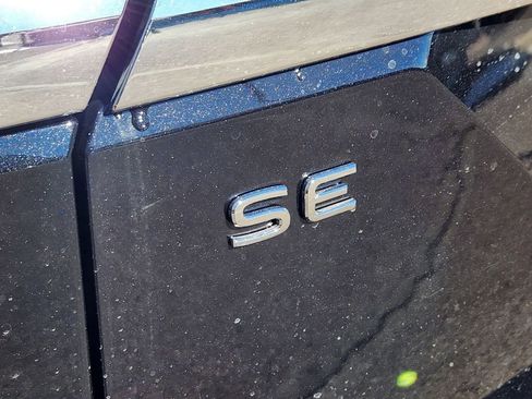 New 2026 Volkswagen Atlas SE image 31